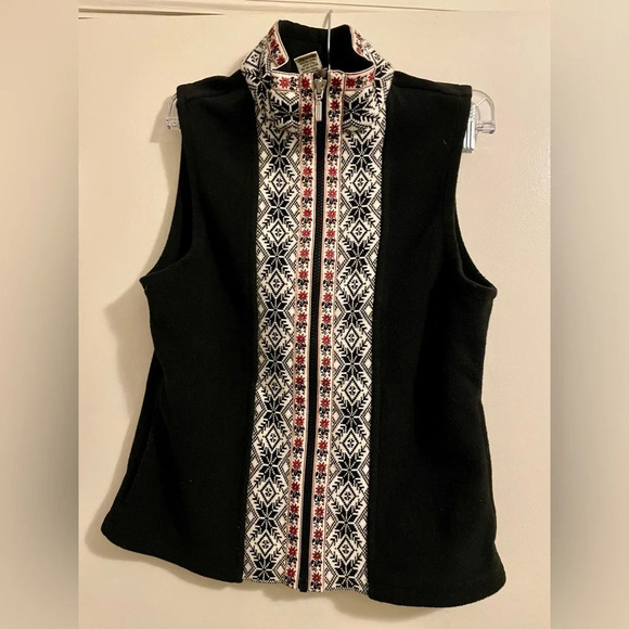 L.L Bean Nordic Embroidered Snowflake Fair Isle Fleece Vest Size XS - Picture 1 of 9